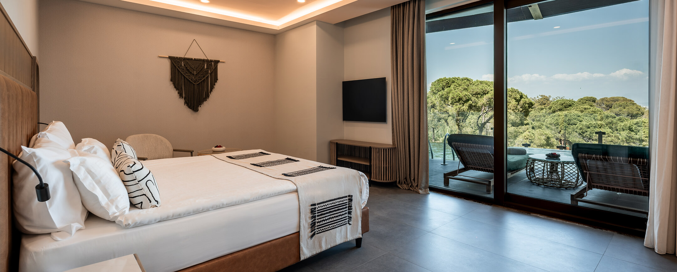 Ethno Hotels Konaklama Corner Swim Up Banner 6 (1)