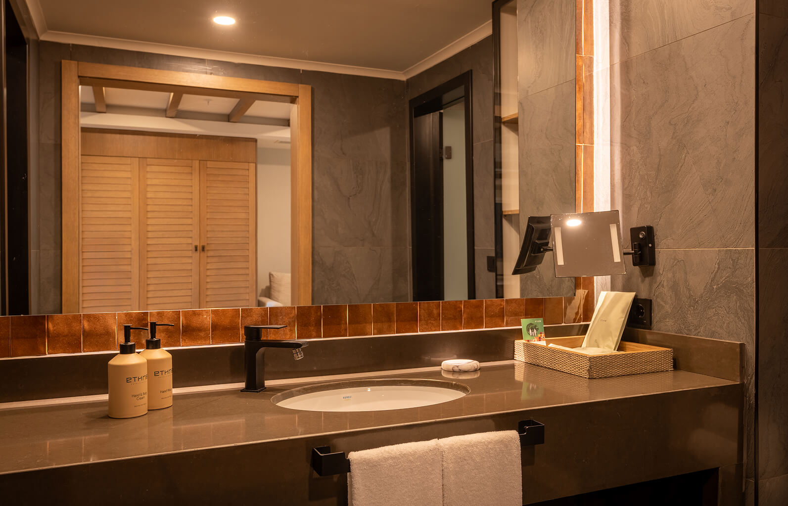 Ethno Hotels Konaklama Odalar Suitler Ethno Suite Alt Banner 7